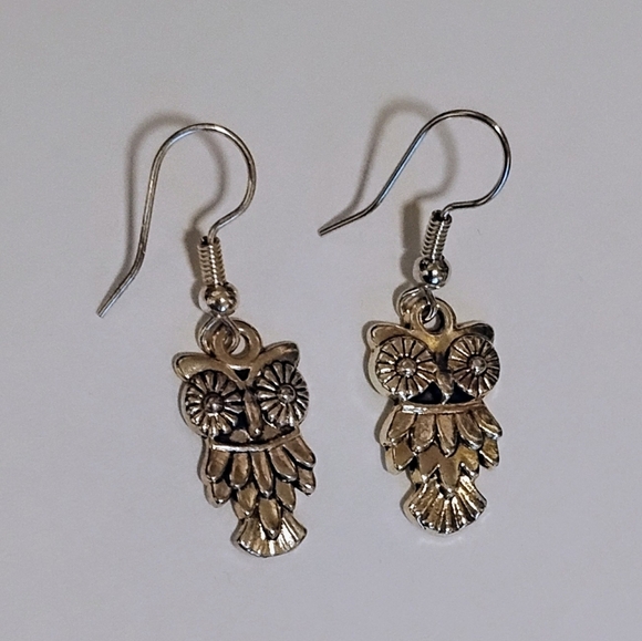 Whimsical Silver Owl Earrings - Picture 3 of 4